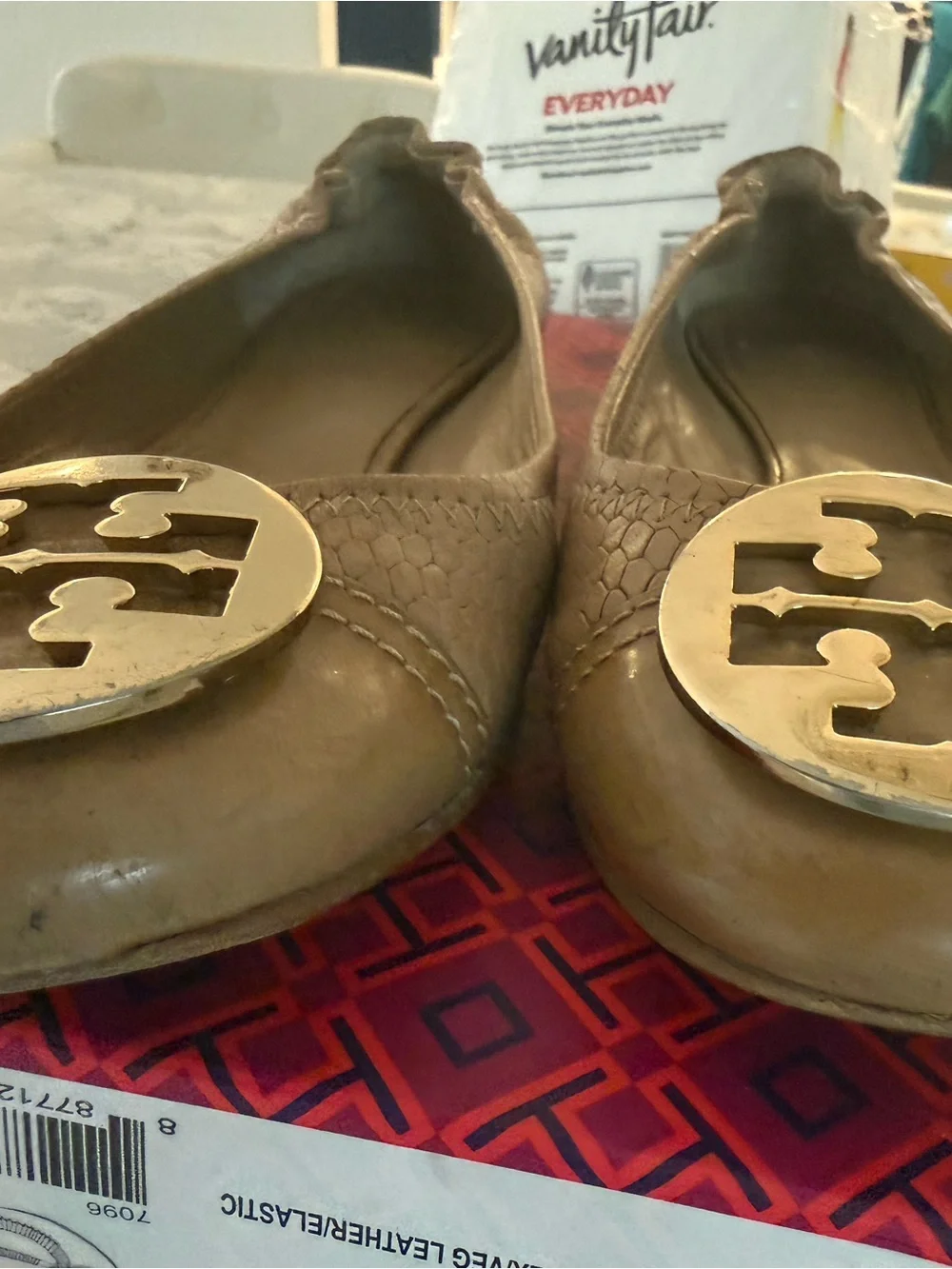 Tory Burch Reva Ballet Flat in Tan with Gold Logo used SZ 9